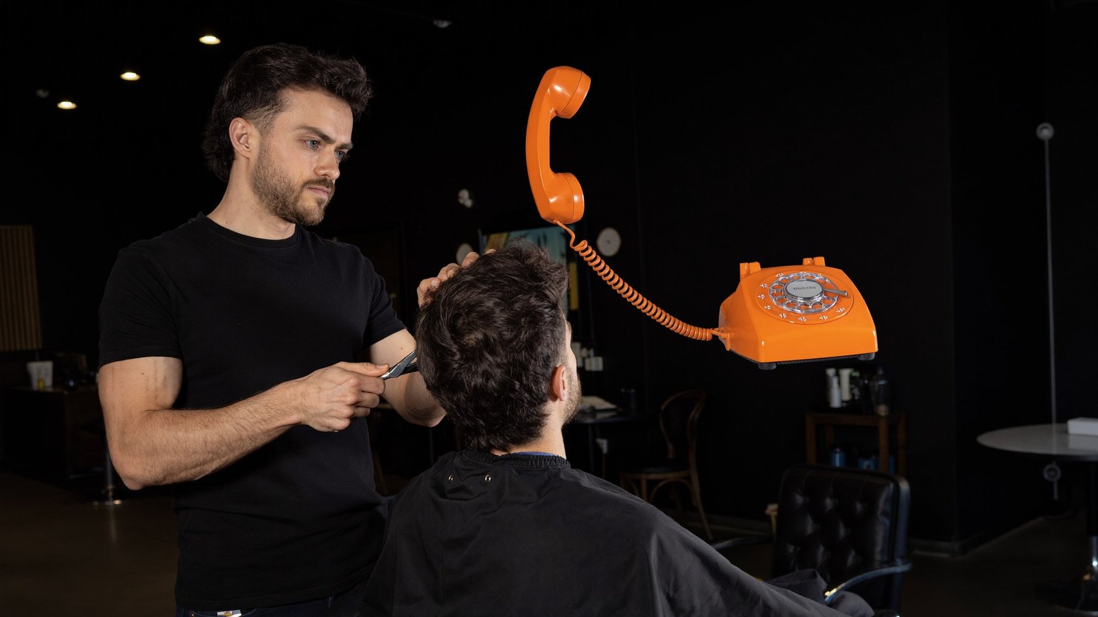Agente de IA para peluquerías: la recepcionista que nunca suelta el teléfono